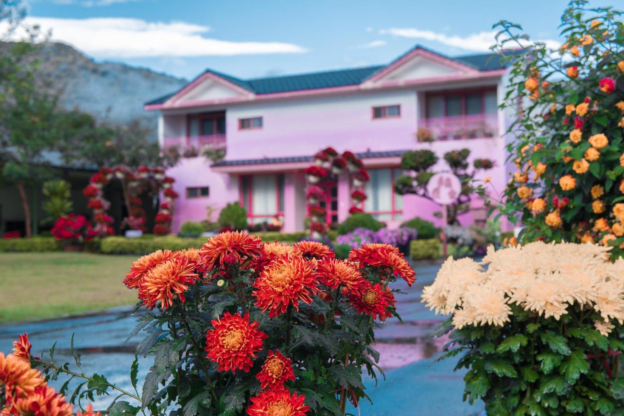 Xinfu Traveler Inn Taiping  Екстериор снимка