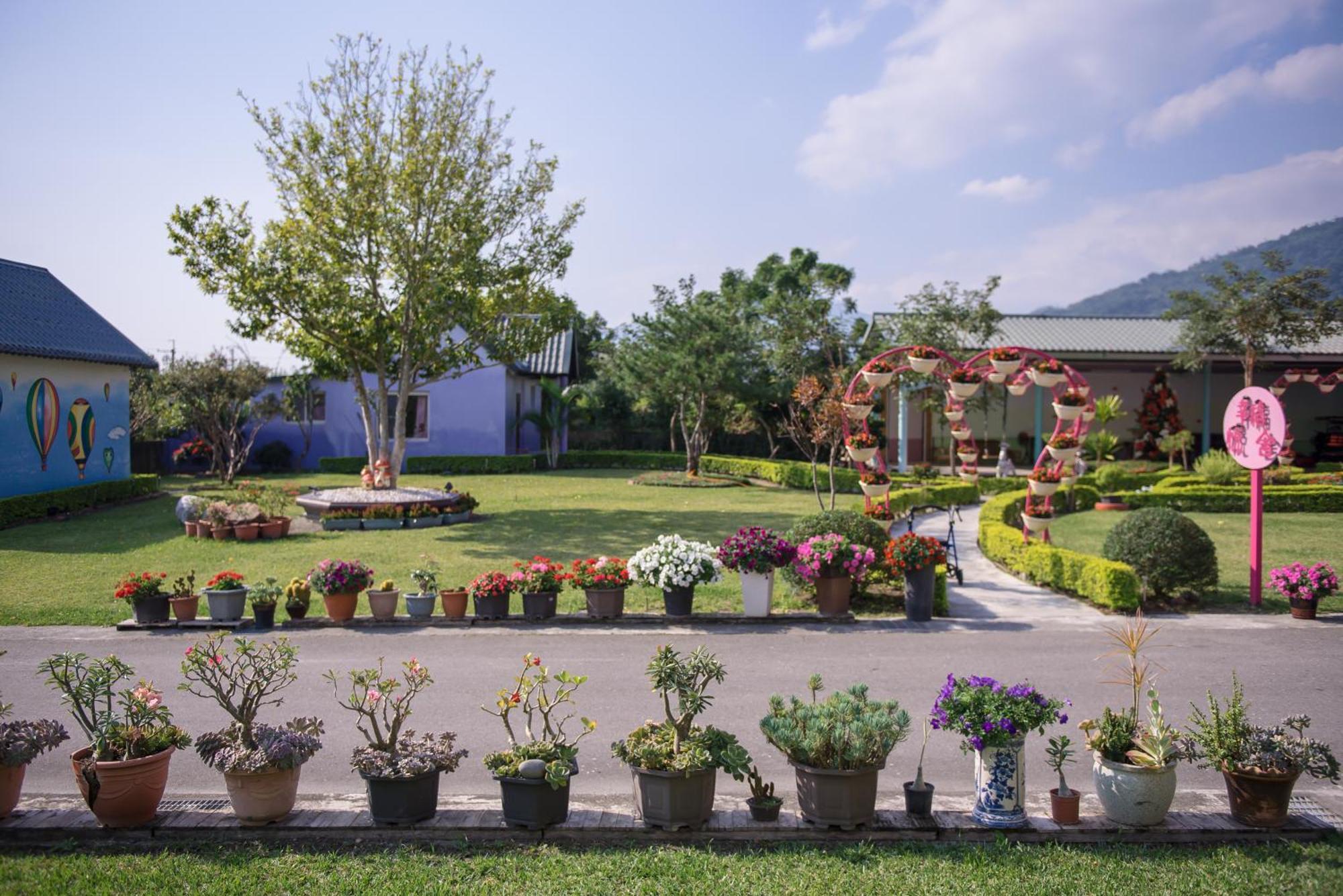 Xinfu Traveler Inn Taiping  Екстериор снимка