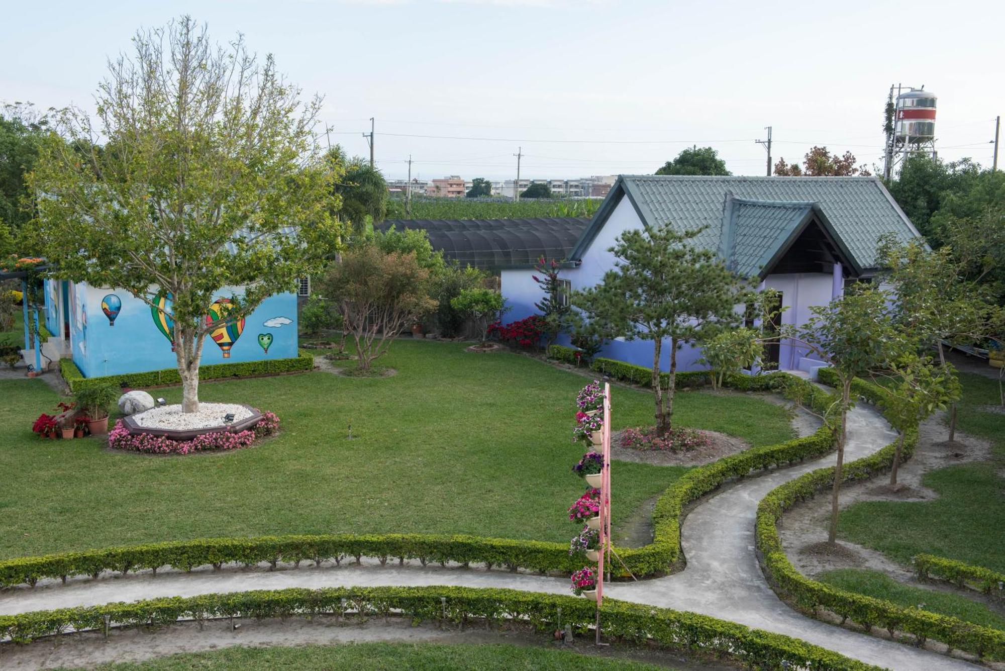 Xinfu Traveler Inn Taiping  Екстериор снимка
