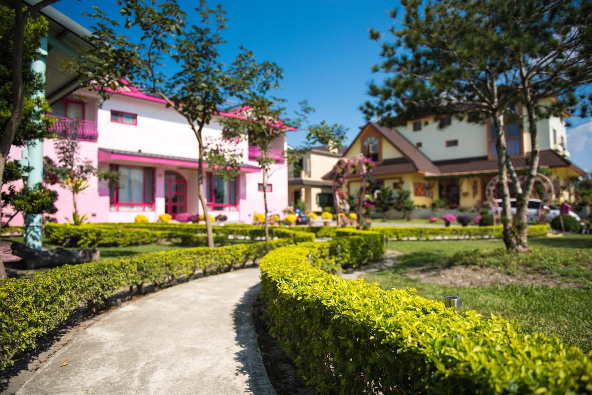 Xinfu Traveler Inn Taiping  Екстериор снимка